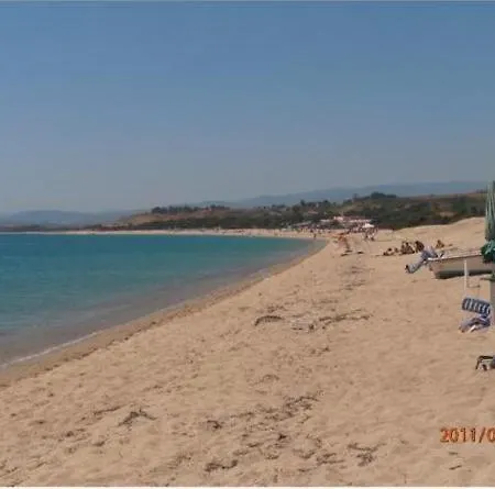 Casa Indipendente Praialonga בית נופש לה קסטלה