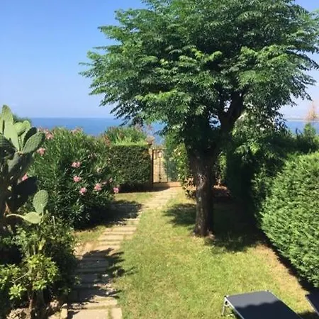 בית נופש Casa Indipendente Praialonga *